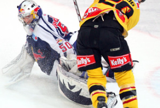 Caps bezwingen Salzburg 2:1 in ausverkaufter Schultz-Halle