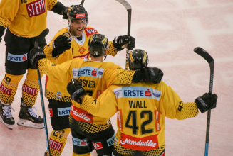 Mit 2:1-Sieg gegen Graz an die Spitze