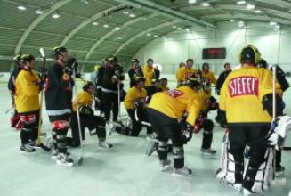 Vienna Capitals haben hoch motiviert das Eistraining aufgenommen