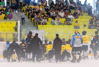 Caps starteten vor frenetischem Anhang in die neue Saison
