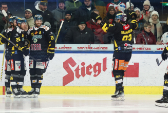 Jasper schnürt bei Sieg in Salzburg Premieren-Hattrick