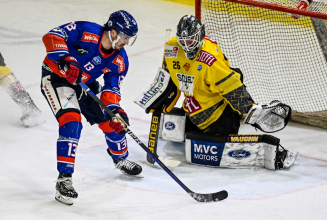 Caps holen sich Matchpucks durch 4:1-Sieg in Innsbruck