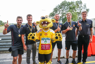 Team Kittinger triumphiert bei Caps-Kart-Trophy