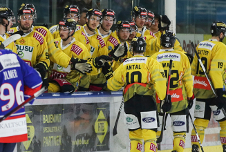 Caps biegen auch Innsbruck