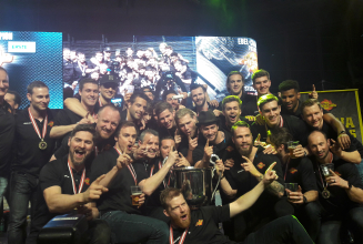 Capitals ließen es mit Fans bei Meisterfeier krachen