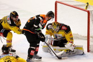 2:0 in Graz, erster Shut-Out-Sieg und Tabellenführung!