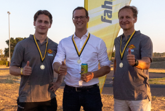 Team „Rotes Zwickl“ gewinnt neunte Caps Kart Trophy