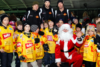 Großer Andrang bei Punschfest und Tag der offenen Tür der Vienna Capitals